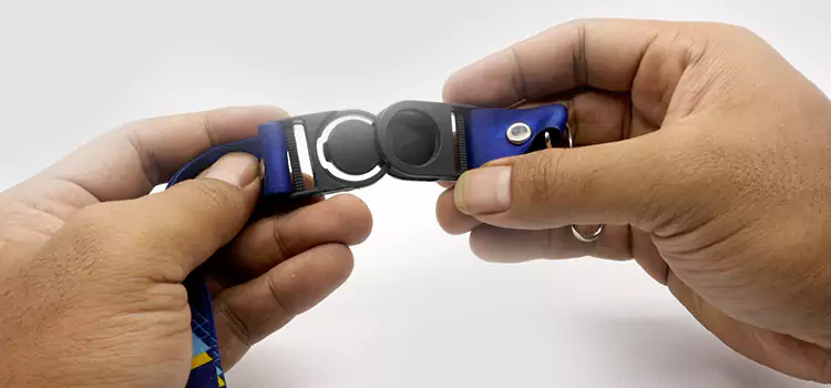 Our Professional Key Fob Installation Process in Des Moines, WA